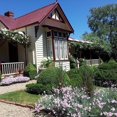 Barnsley House Bed And Breakfast Beechworth Exterior foto