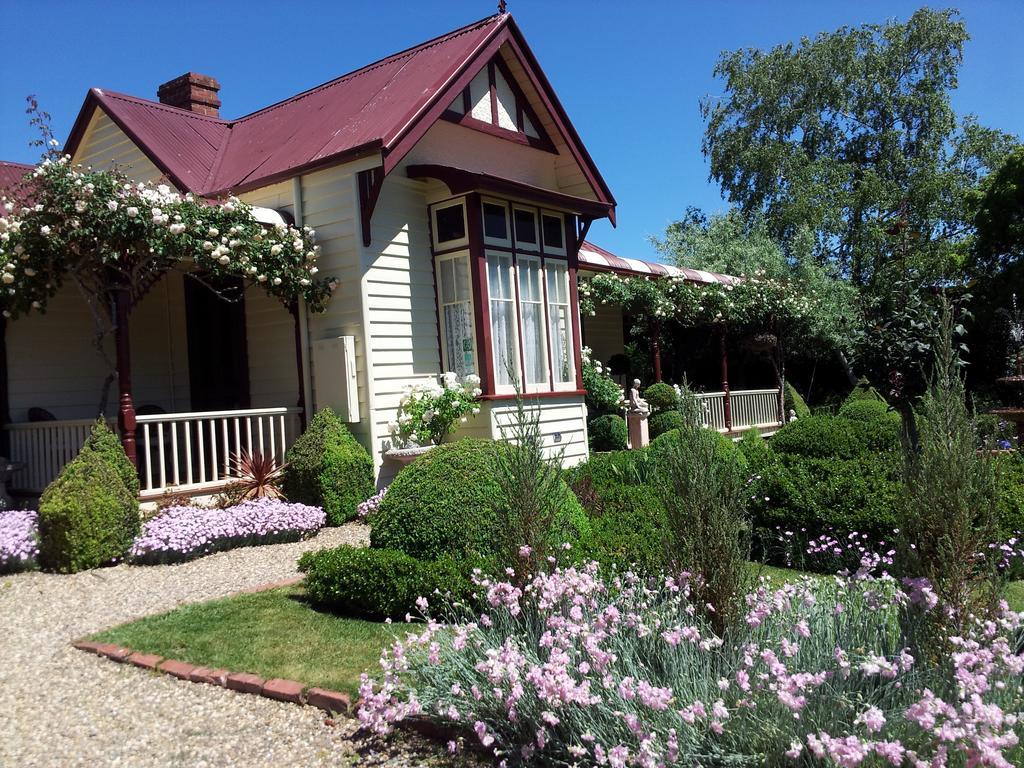 Barnsley House Bed And Breakfast Beechworth Exterior foto