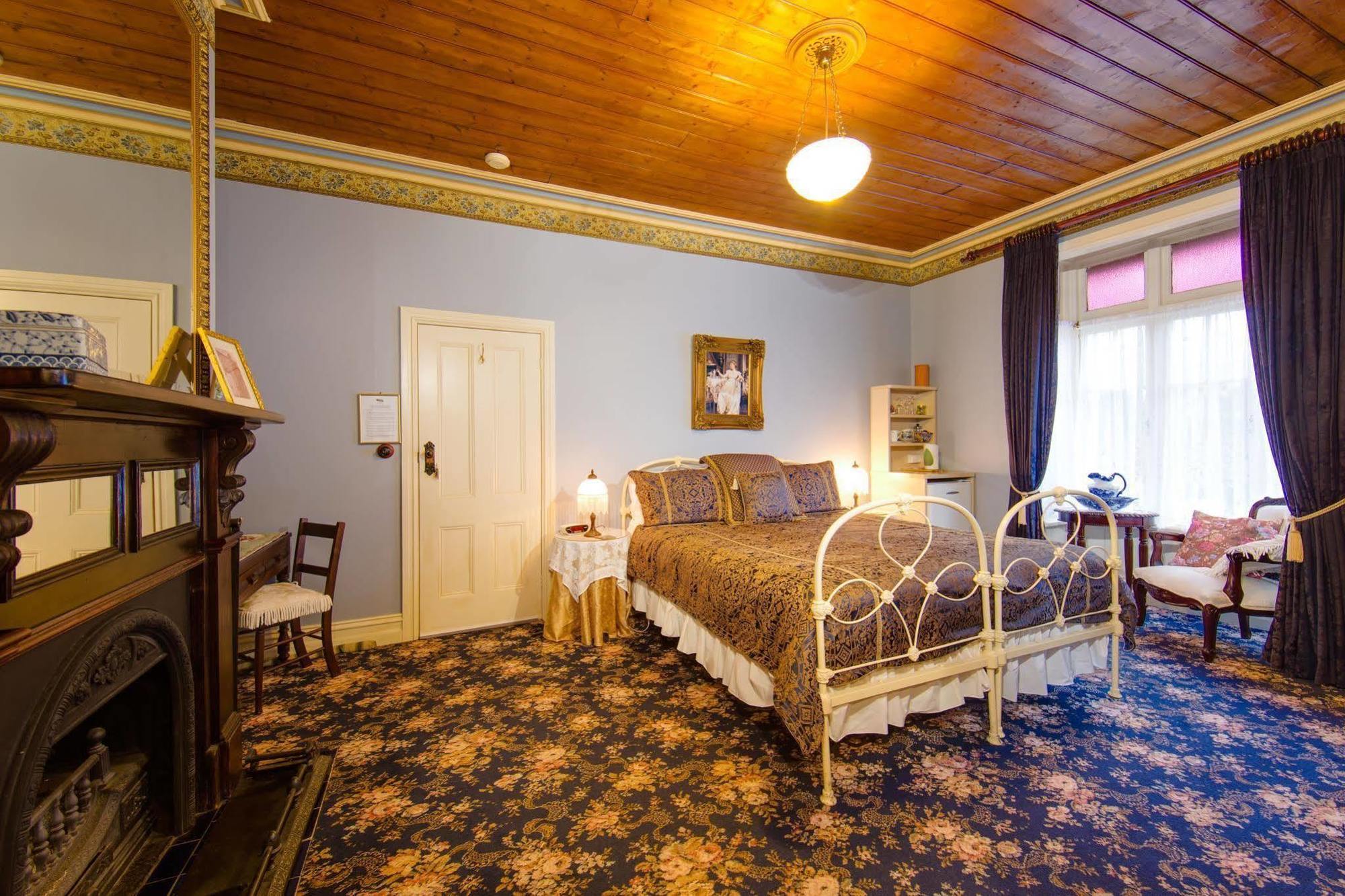 Barnsley House Bed And Breakfast Beechworth Exterior foto