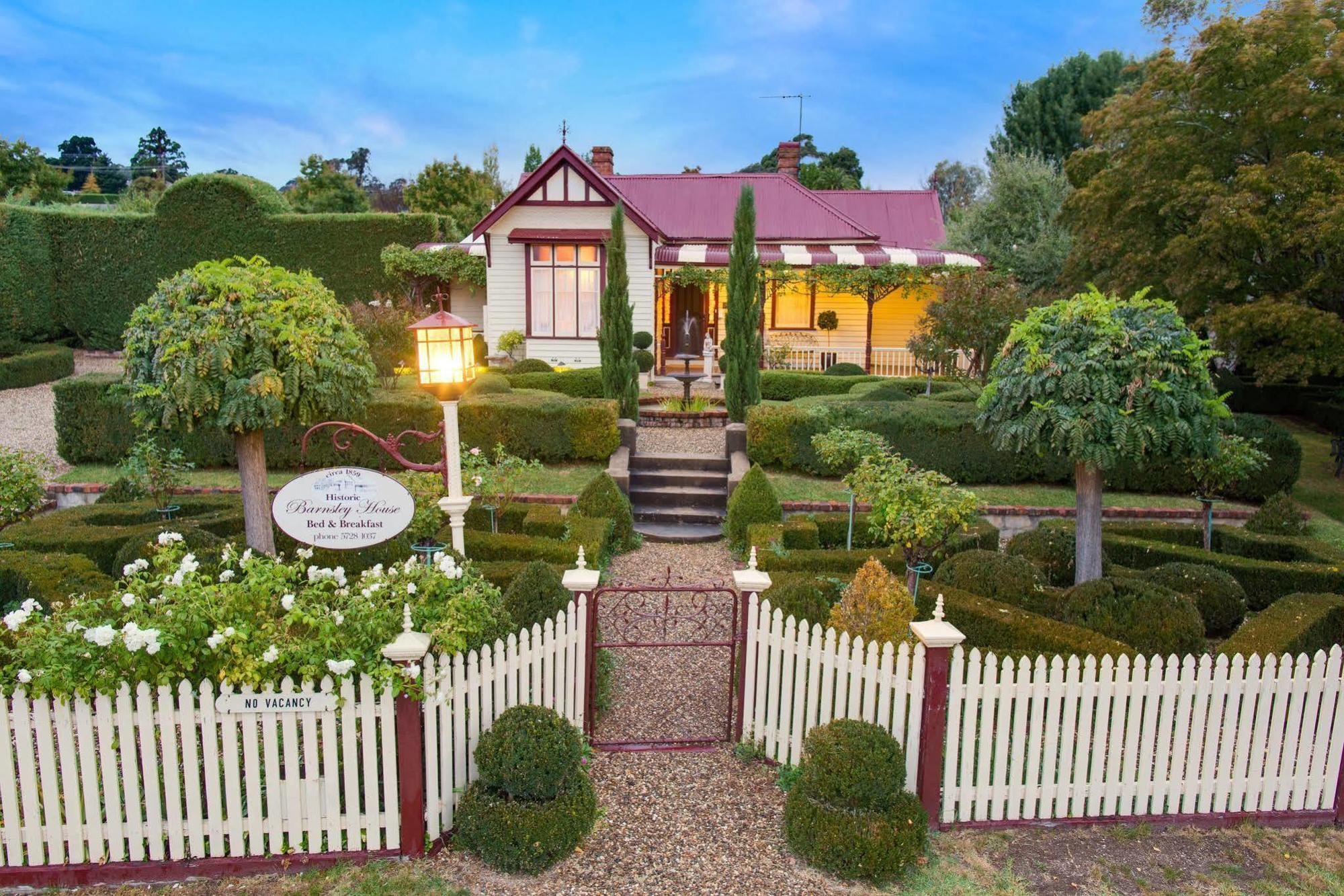 Barnsley House Bed And Breakfast Beechworth Exterior foto